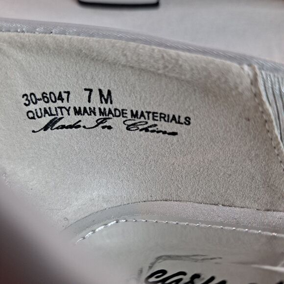 EASY STREET ALIVE 5 Heels Womens Sz 7M Silver Strap Eloise Almond Slip On Pump - Picture 9 of 11